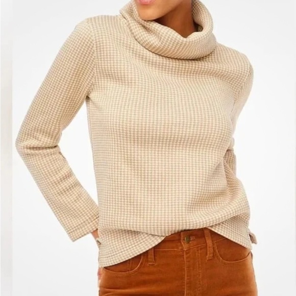 J. Crew pink Turtleneck Sweater with Chunky Ribbed Knit - Picture 1 of 8